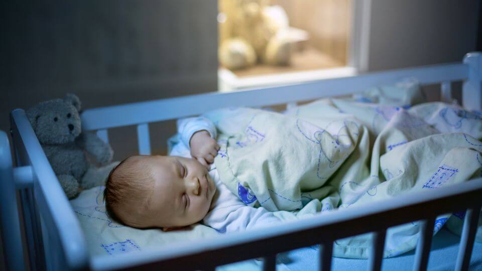 תינוק לא ישן טוב